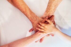 Gemeinsam statt einsam: mehrere Generationen unter einem Dach